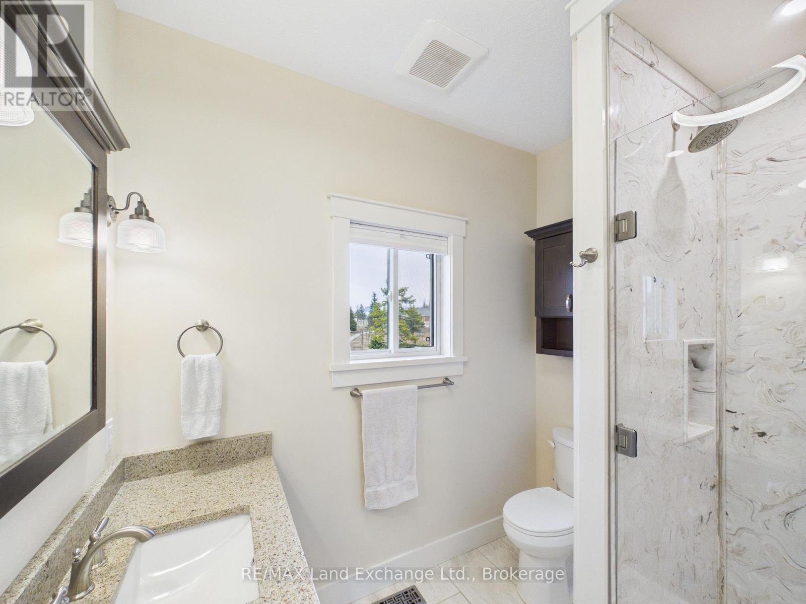 13 Lakefield Drive, Kincardine, Ontario  N2Z 0C9 - Photo 15 - X12959576