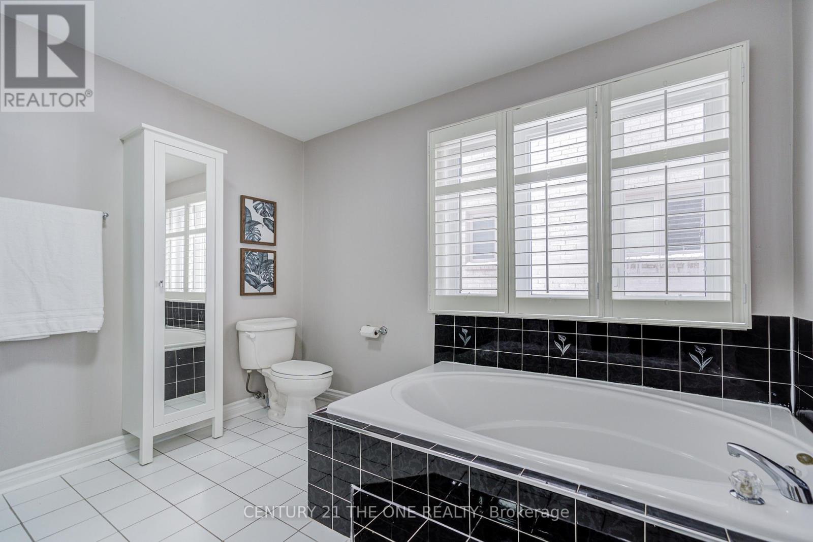 246 Corner Ridge Road, Aurora, Ontario  L4G 6L6 - Photo 25 - N12879970