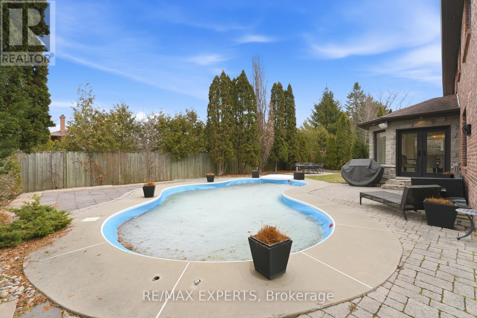 102 Kiloran Avenue, Vaughan, Ontario  L4L 3A8 - Photo 39 - N12963586