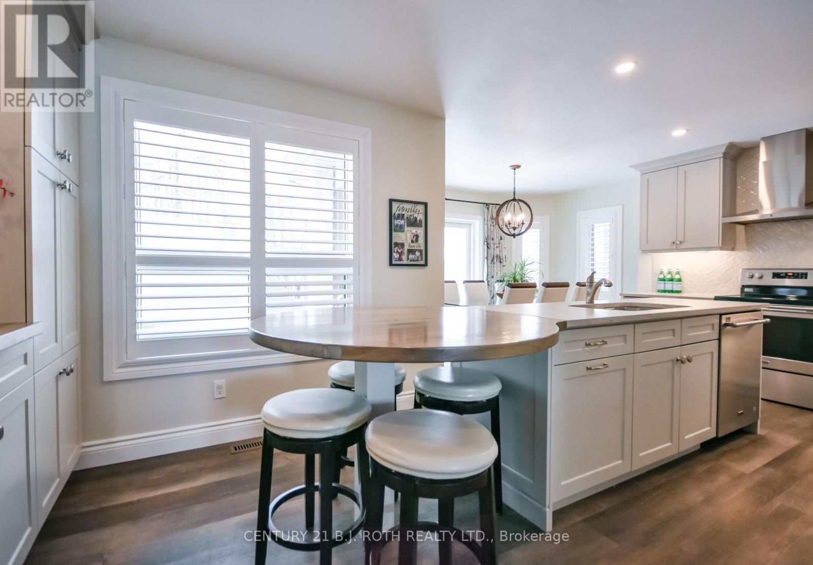 91 Benson Drive, Barrie (Sandy Hollow), Ontario  L4N 7Y4 - Photo 11 - S12965438