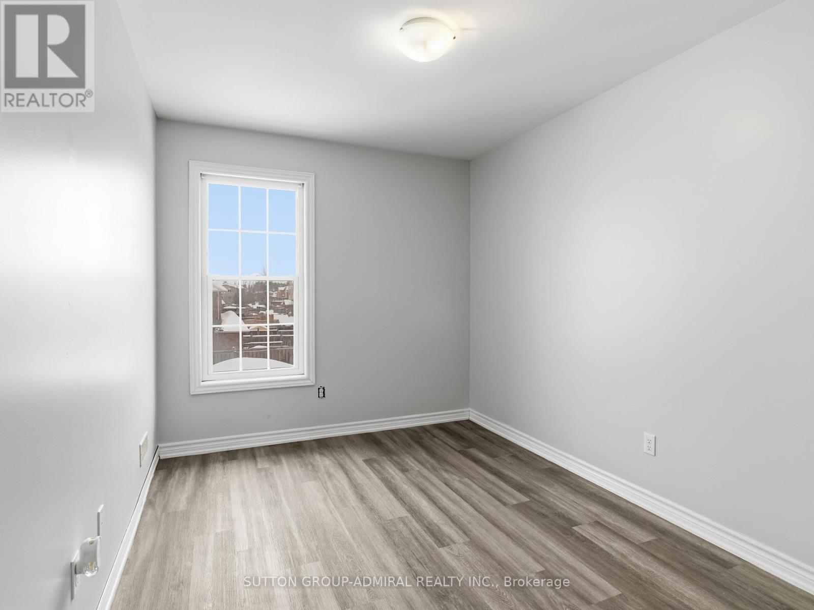 4 - 244 Penetanguishene Road, Barrie, Ontario  L4M 7C2 - Photo 23 - S12965470