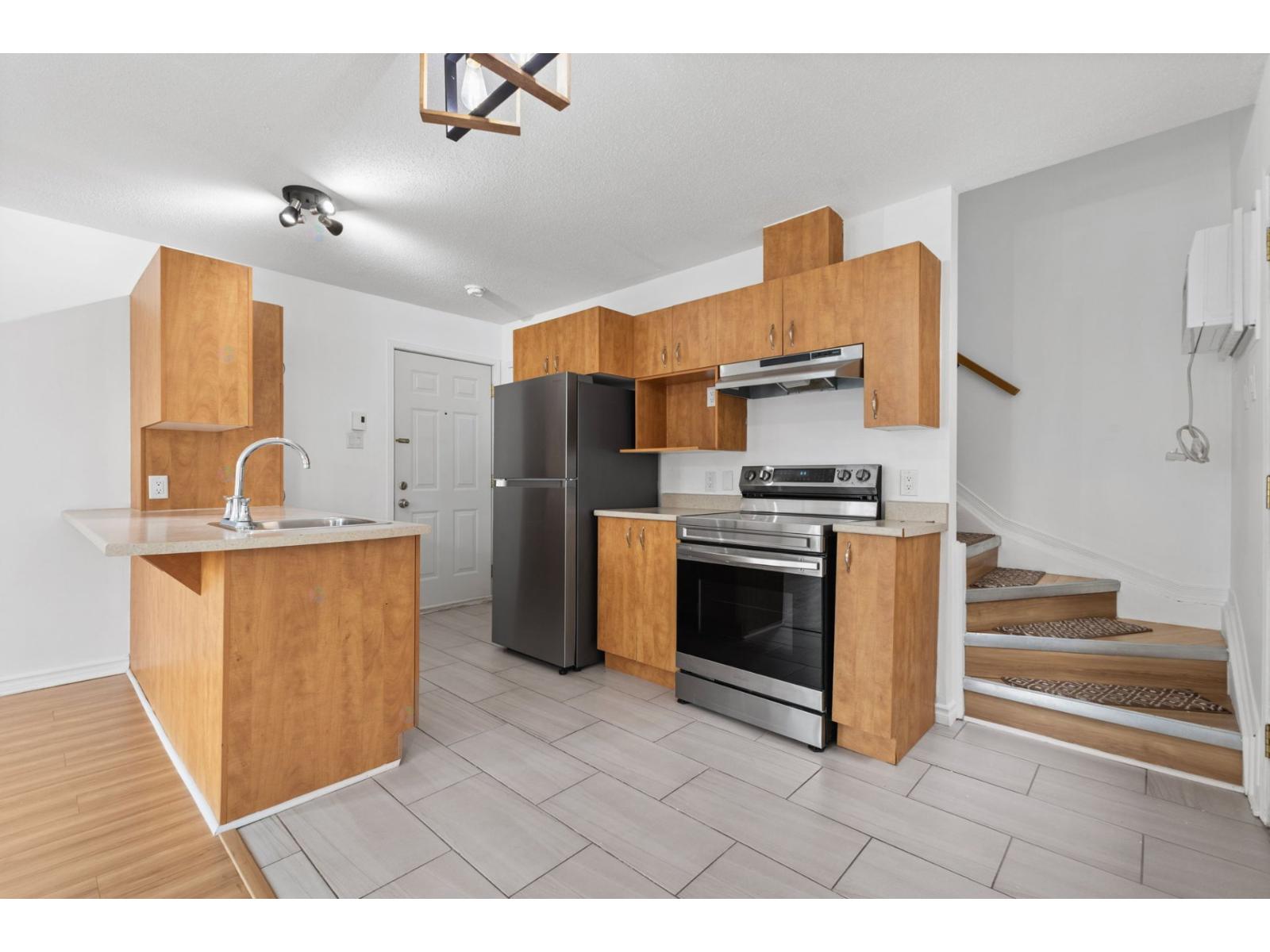 325 Rue Champlain|#B - Photo 4