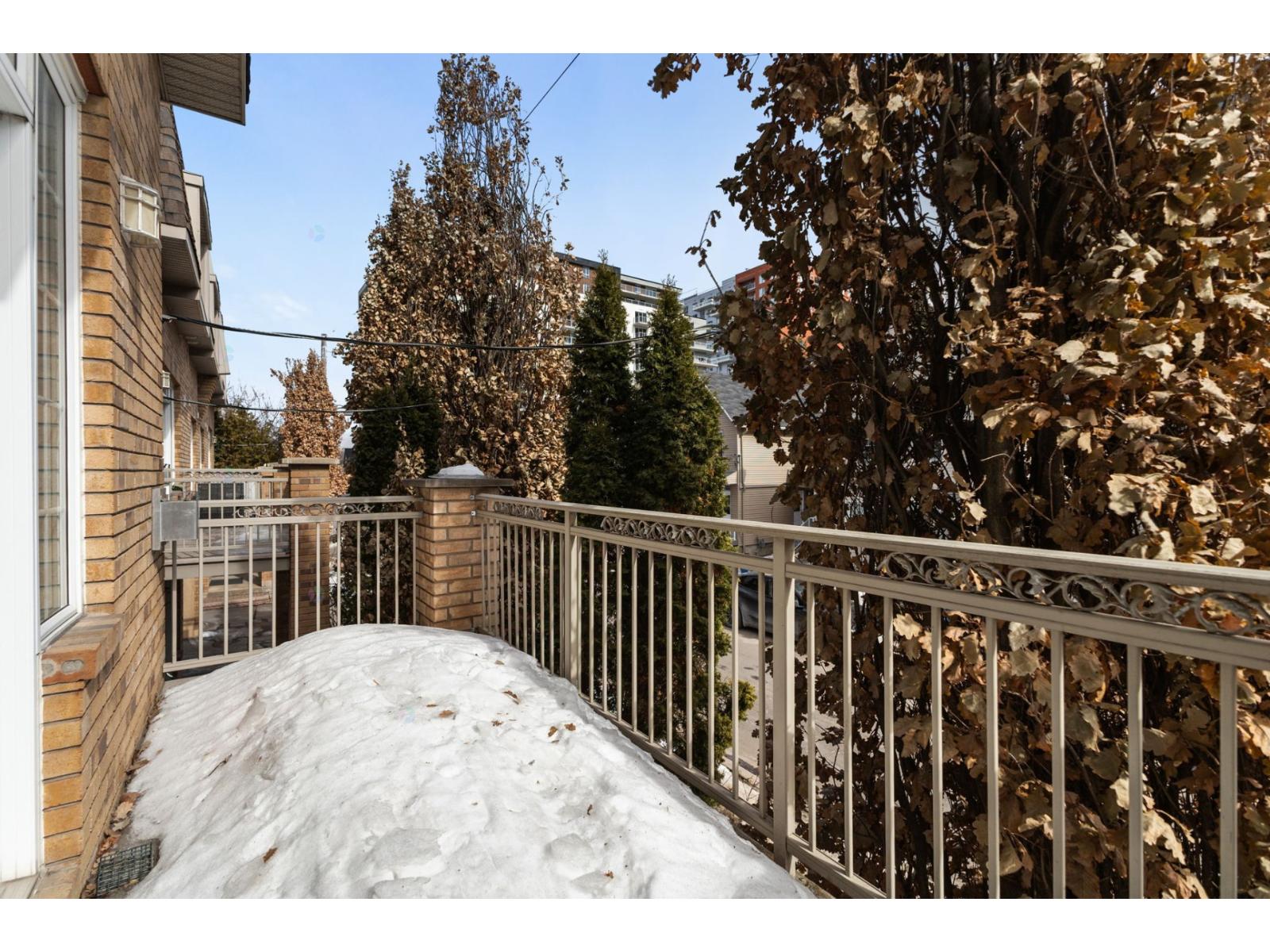 325 Rue Champlain|#B - Photo 3