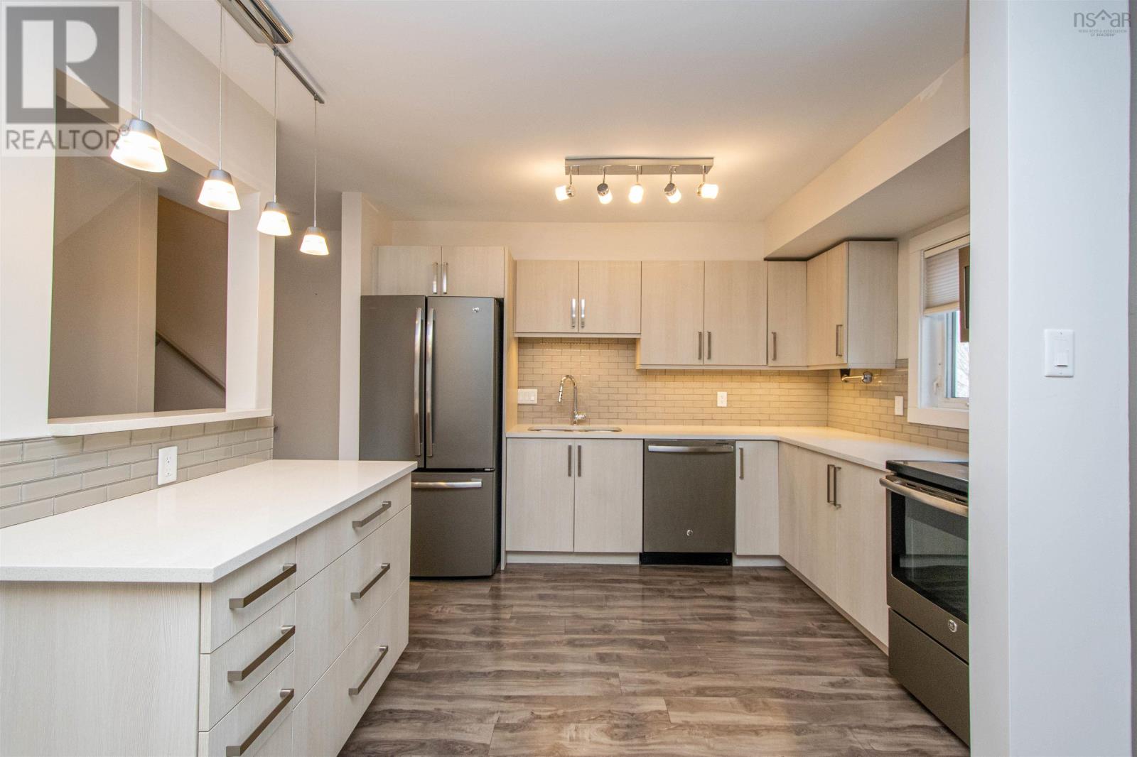 5877 Gainsborough Place, Halifax, Nova Scotia B3K 5R7 - Photo 5 - 202602709