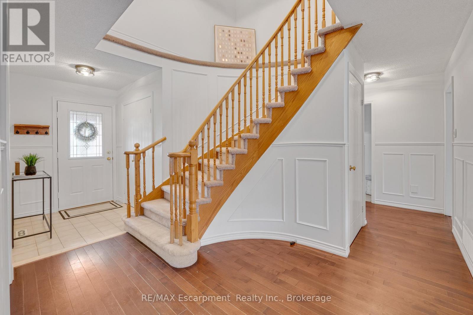 2051 Deer Run Avenue, Burlington, Ontario  L7M 2S1 - Photo 19 - W12965964