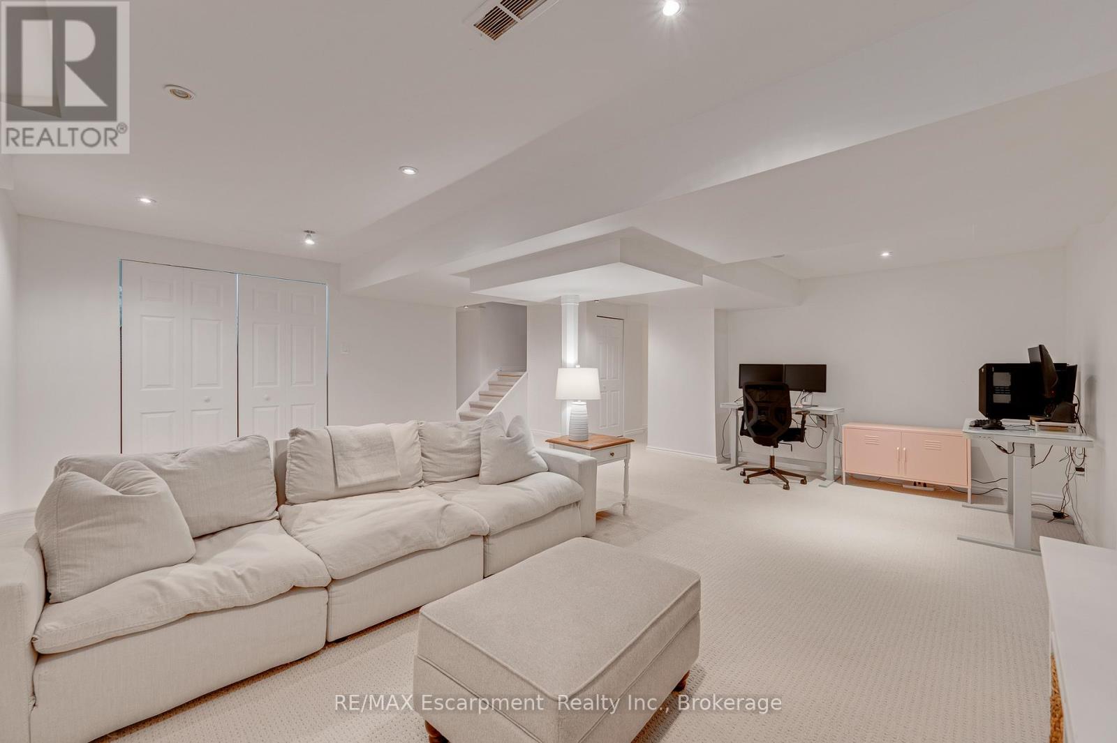 2051 Deer Run Avenue, Burlington, Ontario  L7M 2S1 - Photo 34 - W12965964