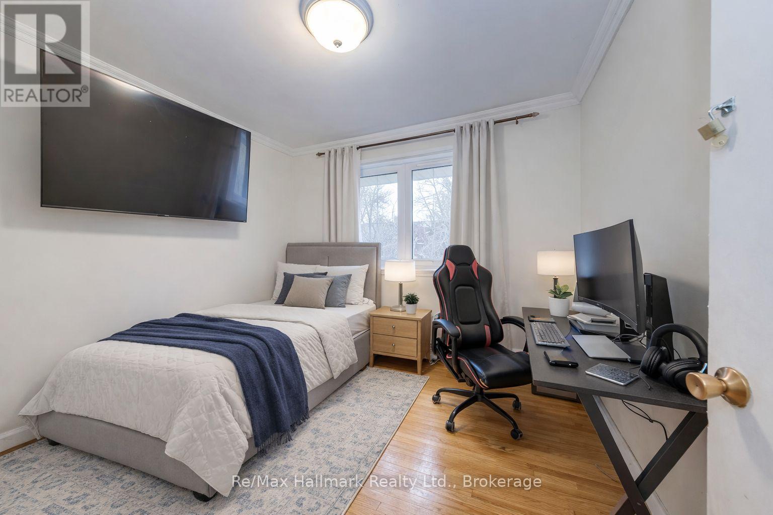 216 Wales Crescent, Oakville, Ontario  L6L 3X7 - Photo 21 - W12965986