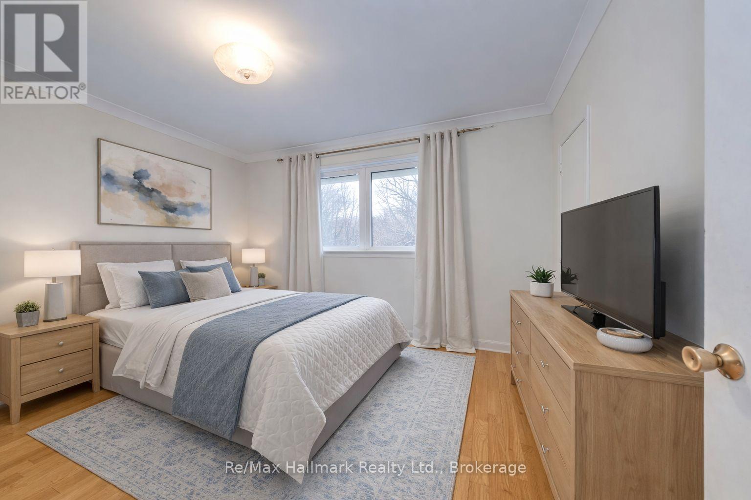 216 Wales Crescent, Oakville, Ontario  L6L 3X7 - Photo 22 - W12965986