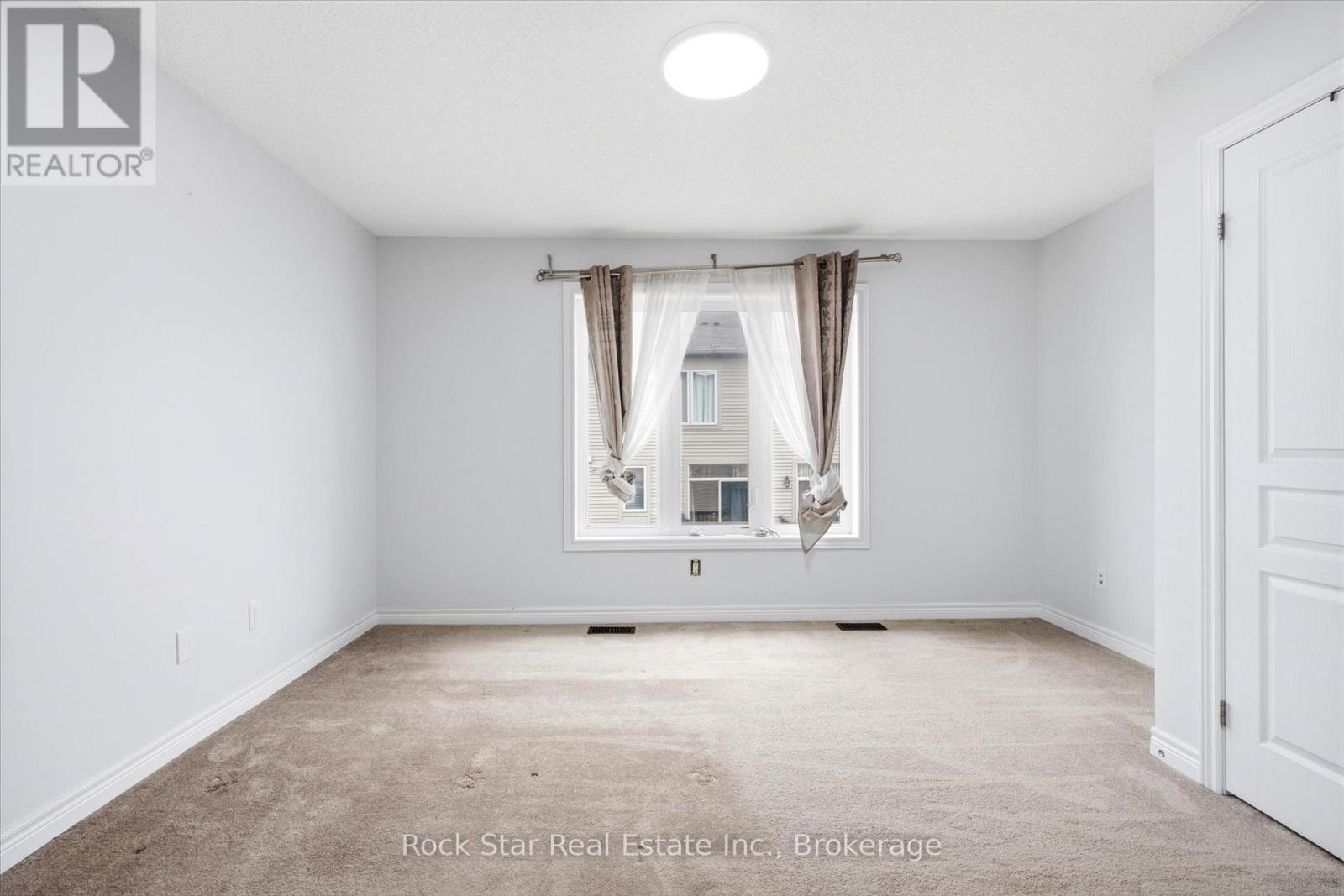 27 - 342 Mill Street, Kitchener, Ontario  N2M 2A5 - Photo 11 - X12965808