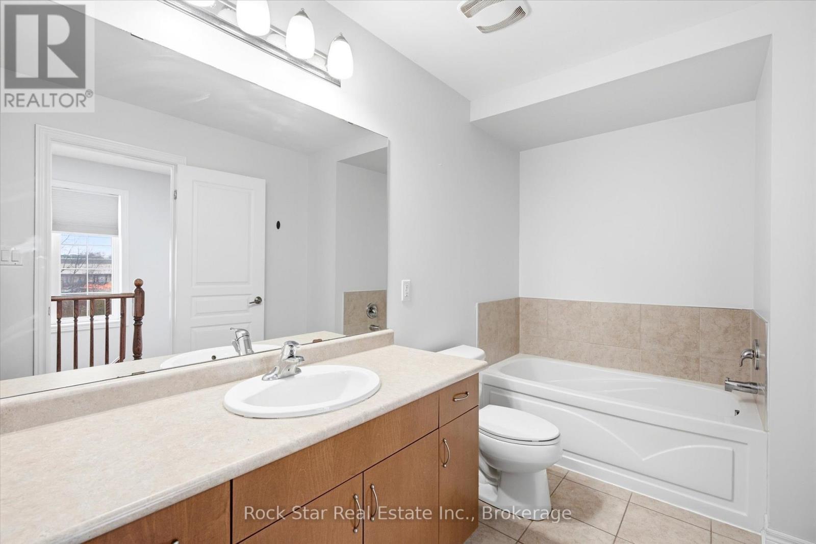 27 - 342 Mill Street, Kitchener, Ontario  N2M 2A5 - Photo 14 - X12965808