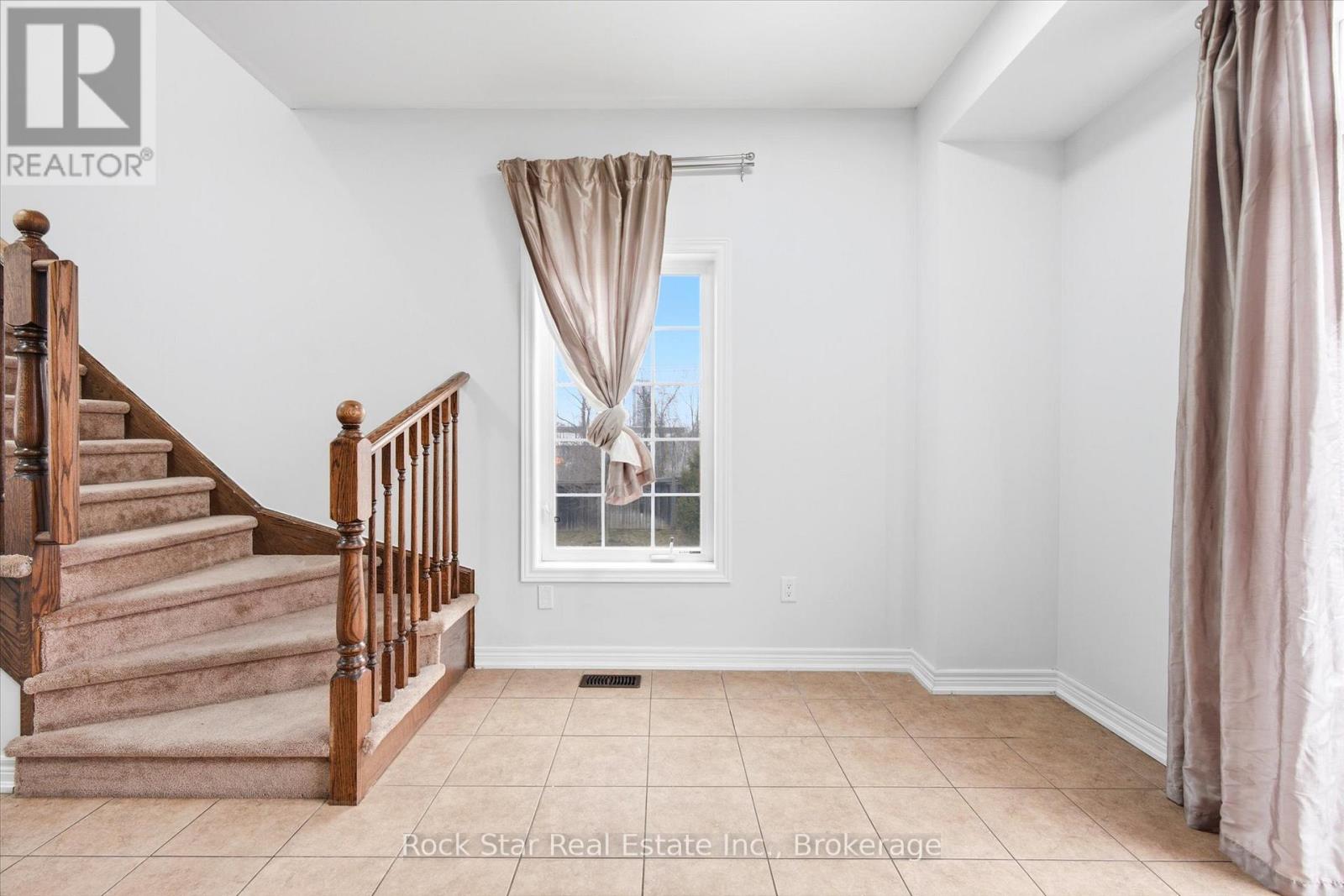 27 - 342 Mill Street, Kitchener, Ontario  N2M 2A5 - Photo 8 - X12965808