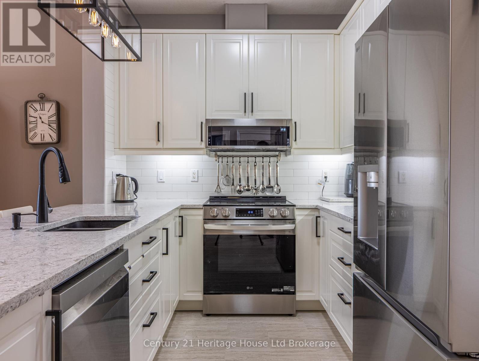 735 Garden Court Crescent, Woodstock, Ontario  N4T 0A2 - Photo 11 - X12966010