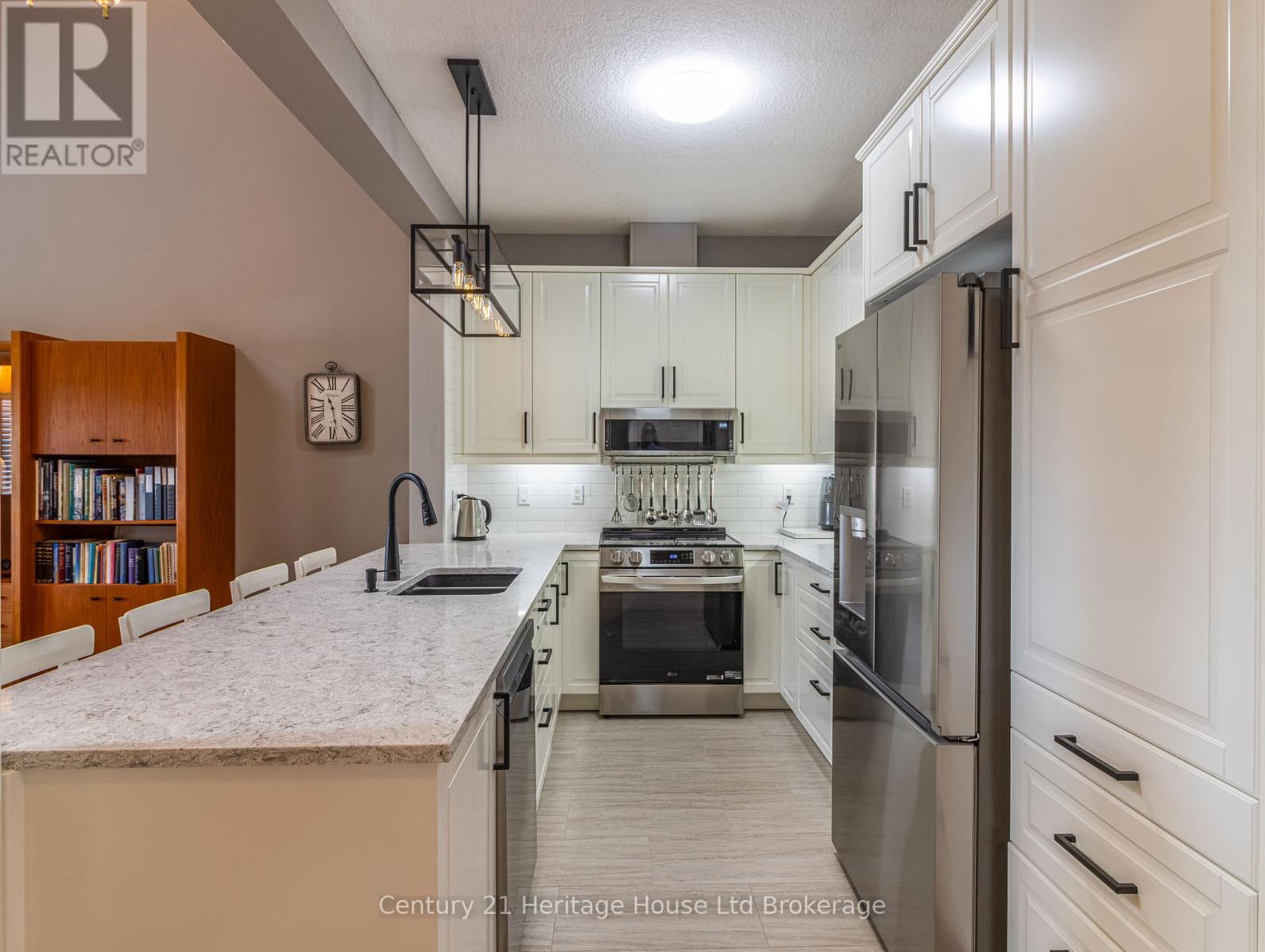 735 Garden Court Crescent, Woodstock, Ontario  N4T 0A2 - Photo 16 - X12966010