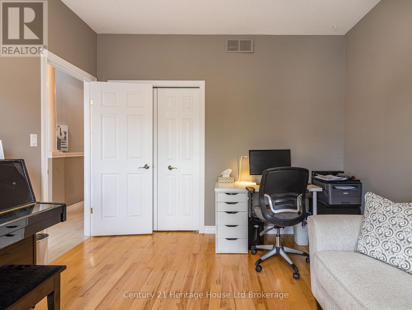 735 Garden Court Crescent, Woodstock, Ontario  N4T 0A2 - Photo 23 - X12966010