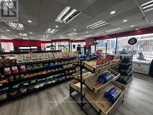 104 - 1011 Dufferin Street, Toronto, Ontario  M6H 4B5 - Photo 8 - W12965486