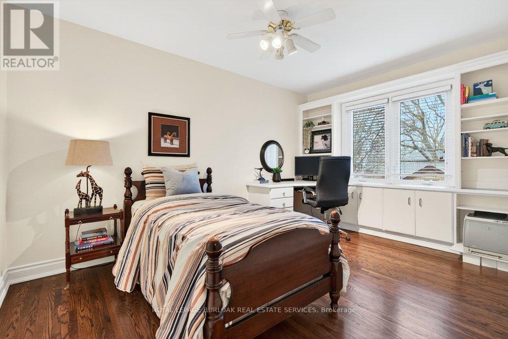 2153 Paisley Avenue, Burlington, Ontario  L7R 1W1 - Photo 26 - W12965496