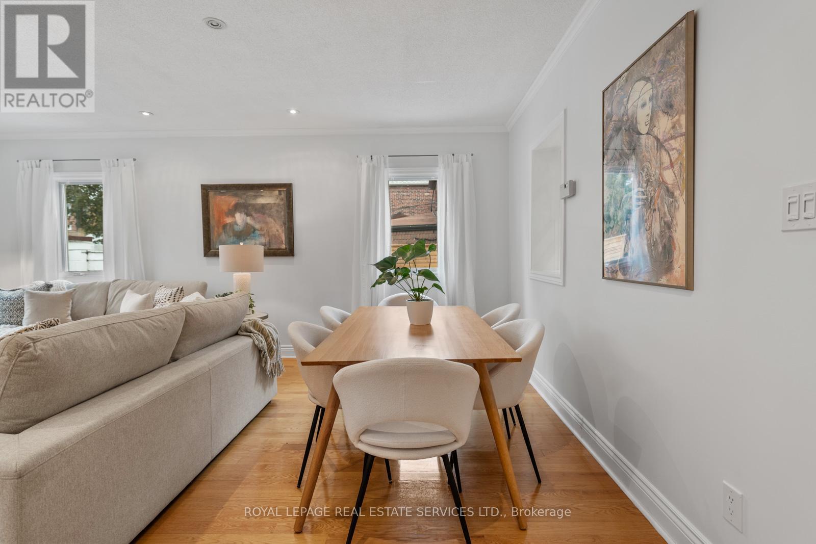 326 Indian Grove, Toronto, Ontario  M6P 2H5 - Photo 13 - W12965582