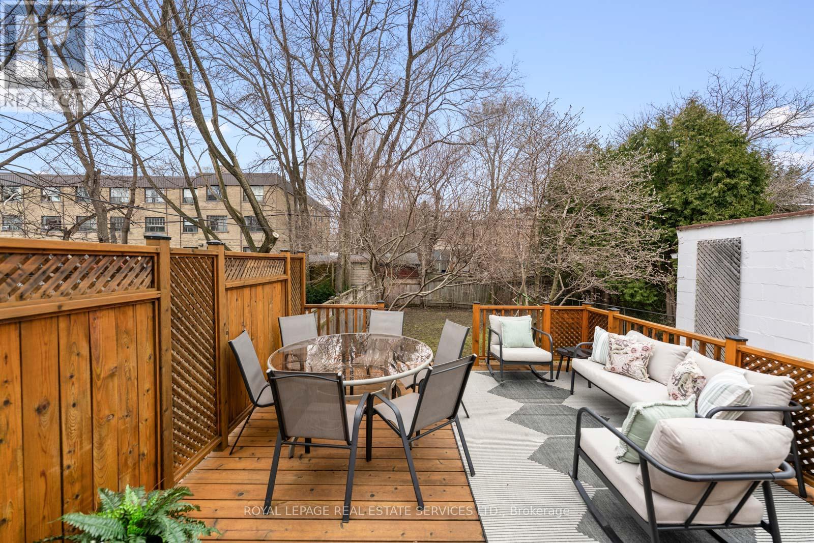 326 Indian Grove, Toronto, Ontario  M6P 2H5 - Photo 41 - W12965582