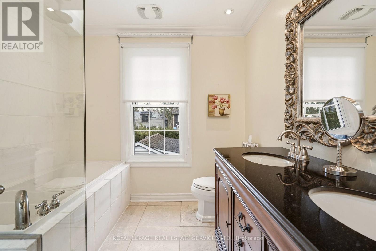 347 Douglas Avenue, Oakville, Ontario  L6J 3S7 - Photo 25 - W12965588