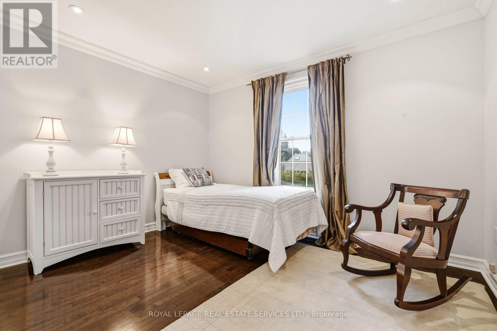 347 Douglas Avenue, Oakville, Ontario  L6J 3S7 - Photo 30 - W12965588