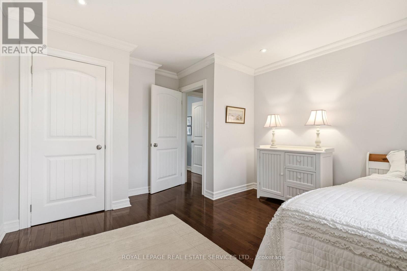 347 Douglas Avenue, Oakville, Ontario  L6J 3S7 - Photo 31 - W12965588