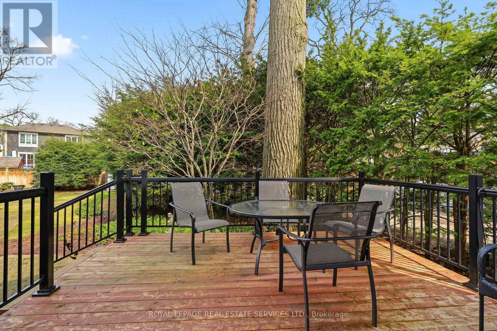 347 Douglas Avenue, Oakville, Ontario  L6J 3S7 - Photo 42 - W12965588