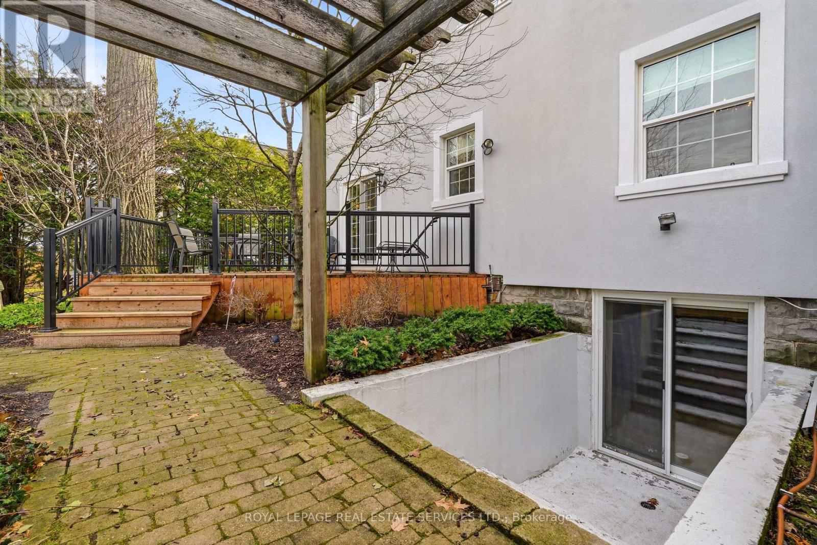 347 Douglas Avenue, Oakville, Ontario  L6J 3S7 - Photo 49 - W12965588