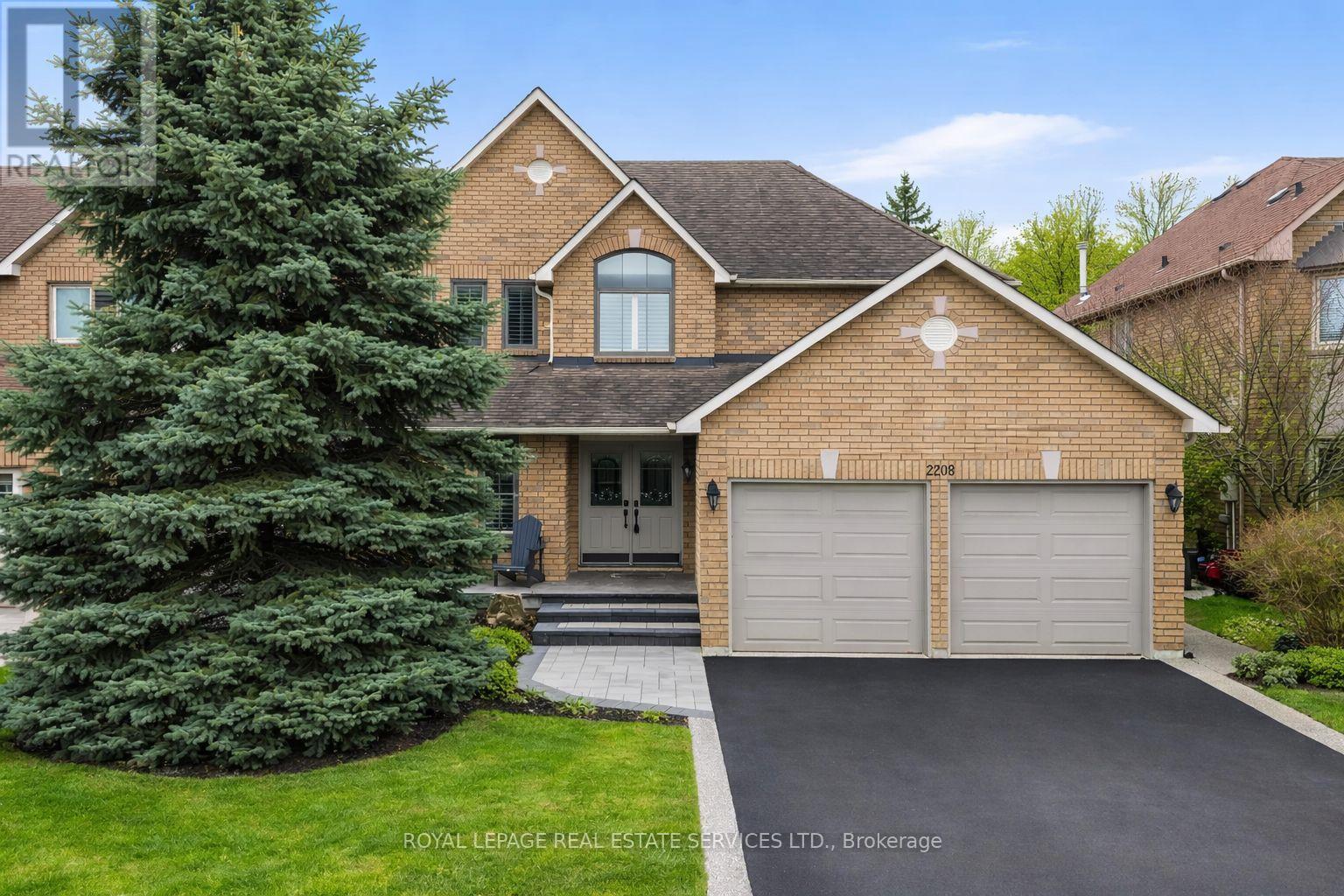 2208 BRAYS LANE, Oakville, Ontario