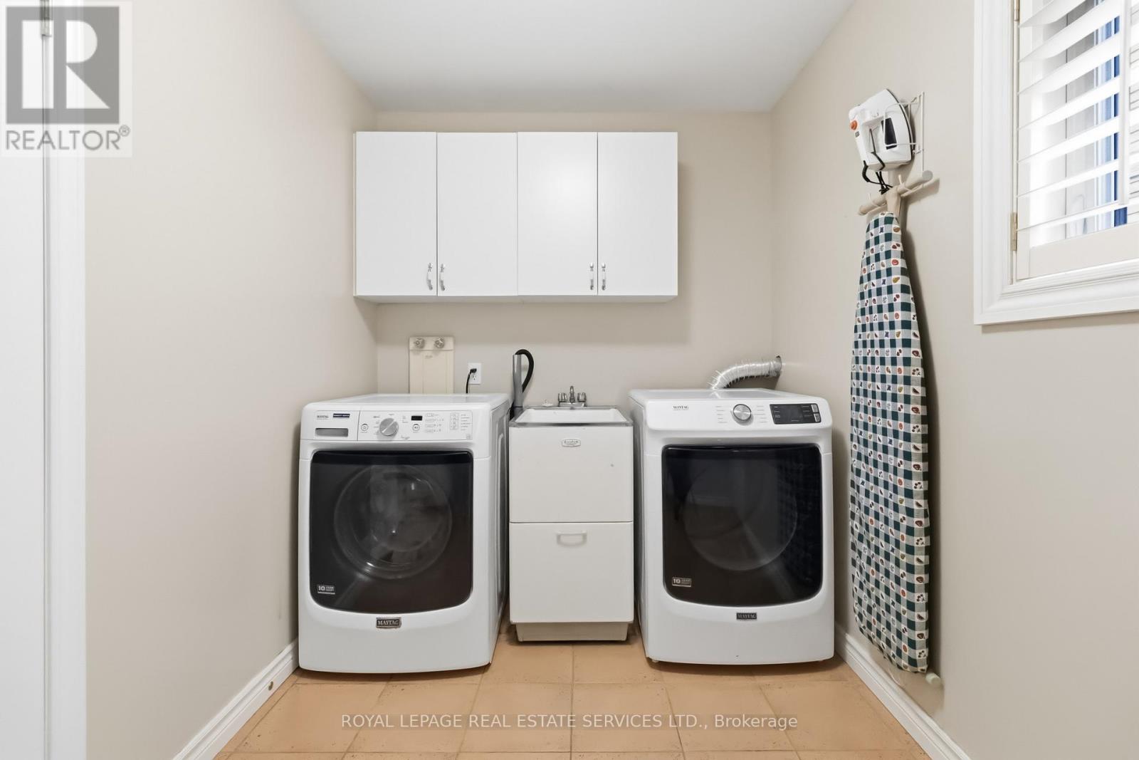 2208 Brays Lane, Oakville, Ontario  L6M 3J7 - Photo 20 - W12965616