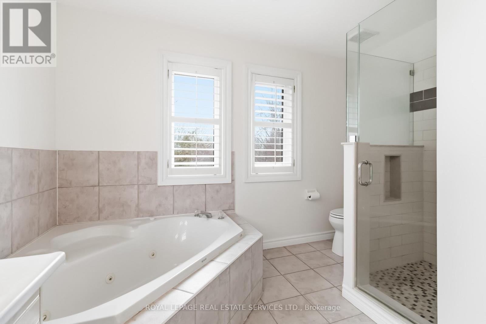 2208 Brays Lane, Oakville, Ontario  L6M 3J7 - Photo 26 - W12965616