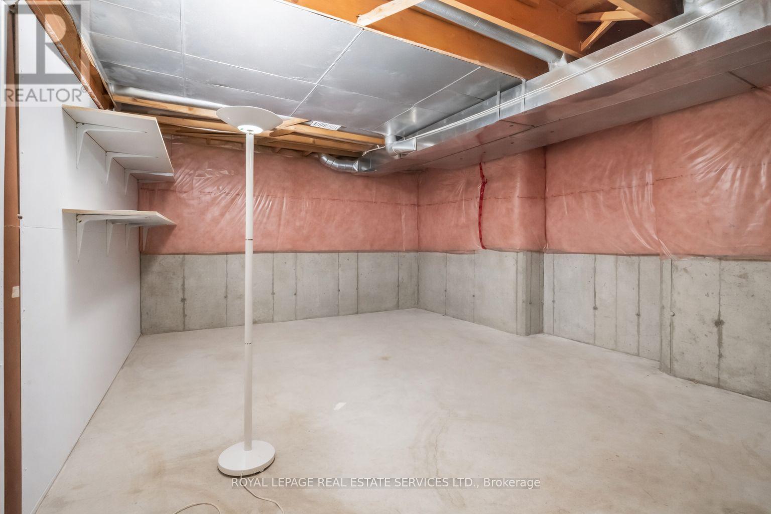 2208 Brays Lane, Oakville, Ontario  L6M 3J7 - Photo 38 - W12965616