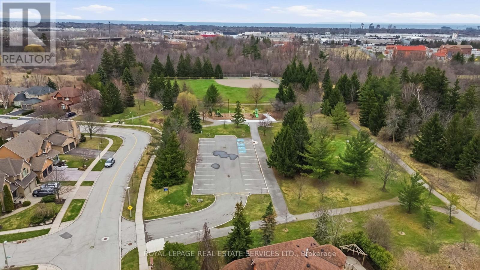 2208 Brays Lane, Oakville, Ontario  L6M 3J7 - Photo 45 - W12965616