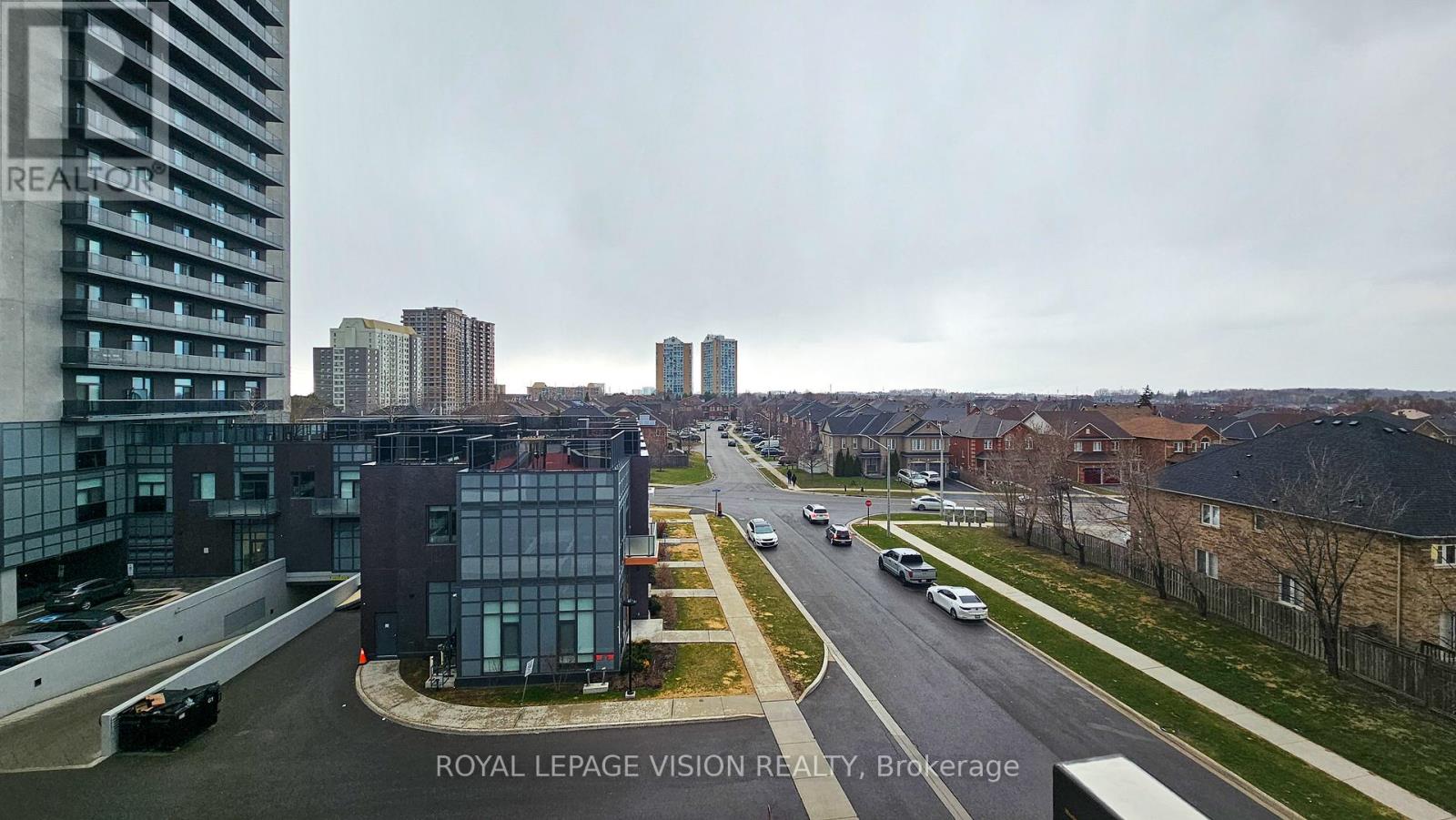 426 - 5105 Hurontario Street, Mississauga, Ontario  L4Z 3X7 - Photo 5 - W12965624