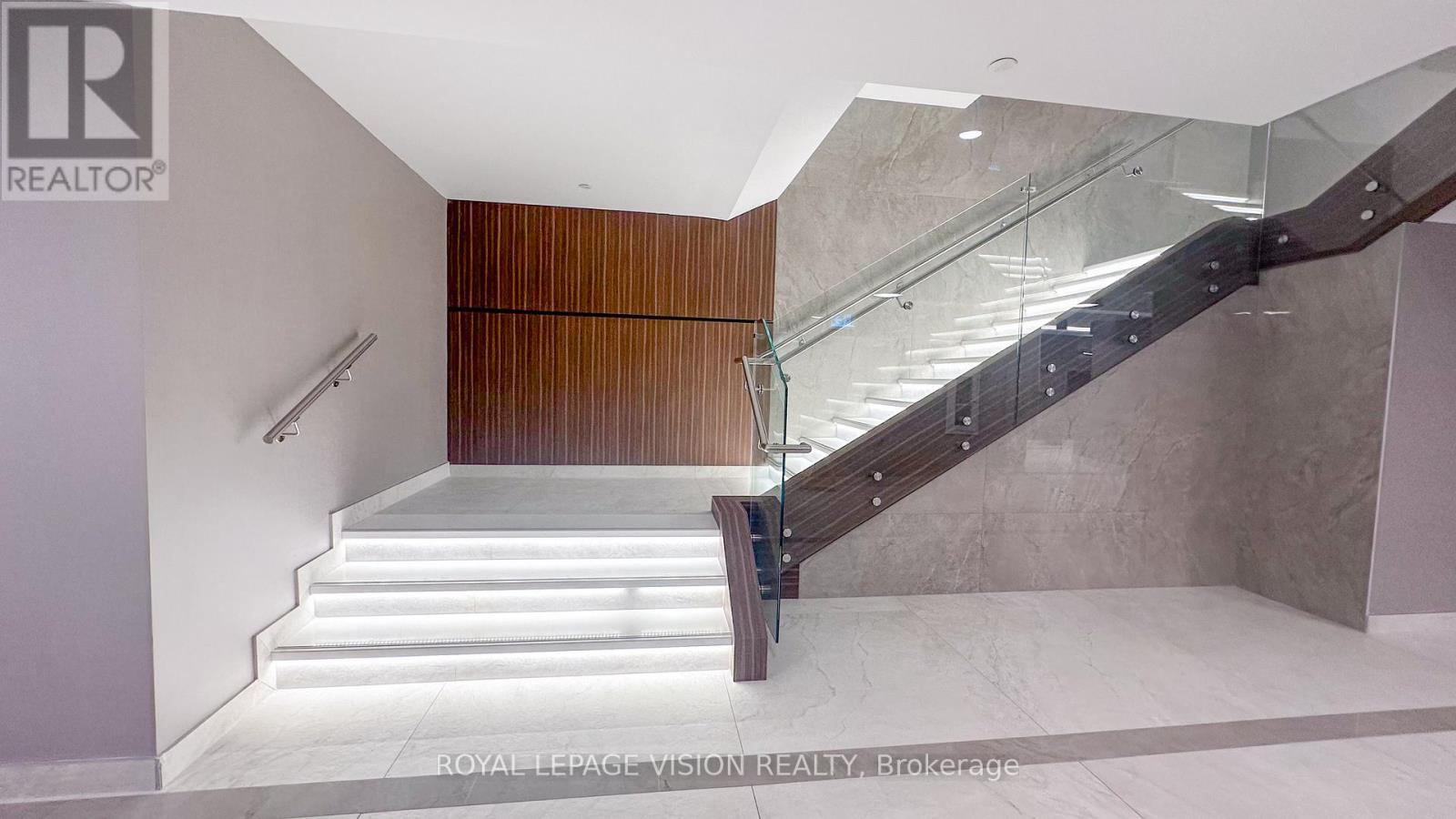 426 - 5105 Hurontario Street, Mississauga, Ontario  L4Z 3X7 - Photo 9 - W12965624