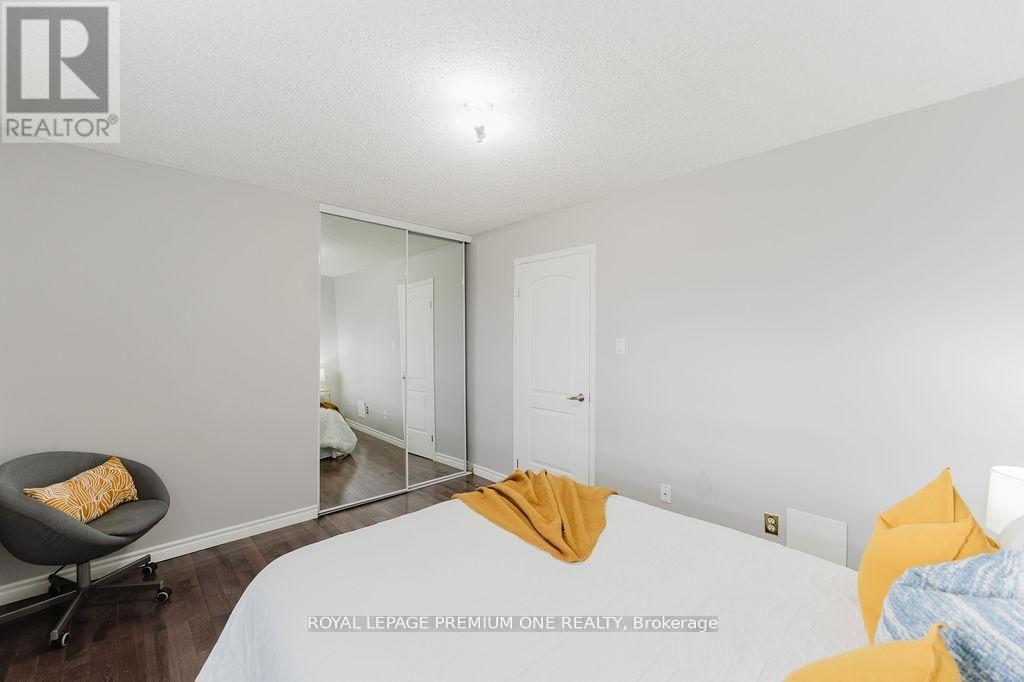 25 Sir Lancelot Court, Caledon, Ontario  L7E 1N3 - Photo 28 - W12965632