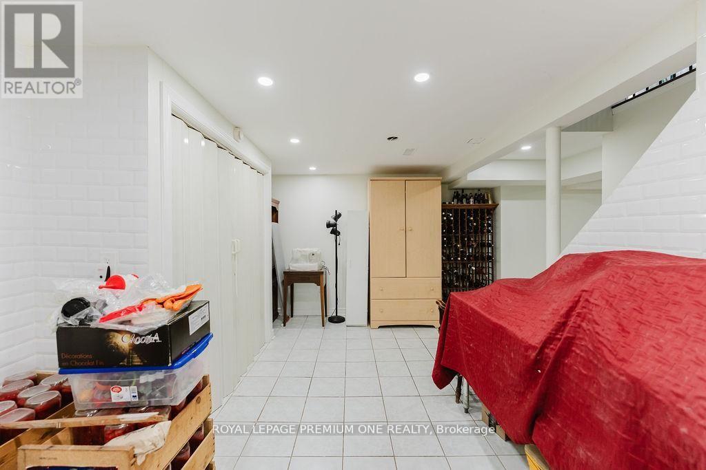 25 Sir Lancelot Court, Caledon, Ontario  L7E 1N3 - Photo 41 - W12965632