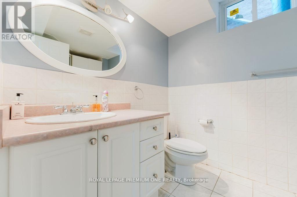 25 Sir Lancelot Court, Caledon, Ontario  L7E 1N3 - Photo 43 - W12965632