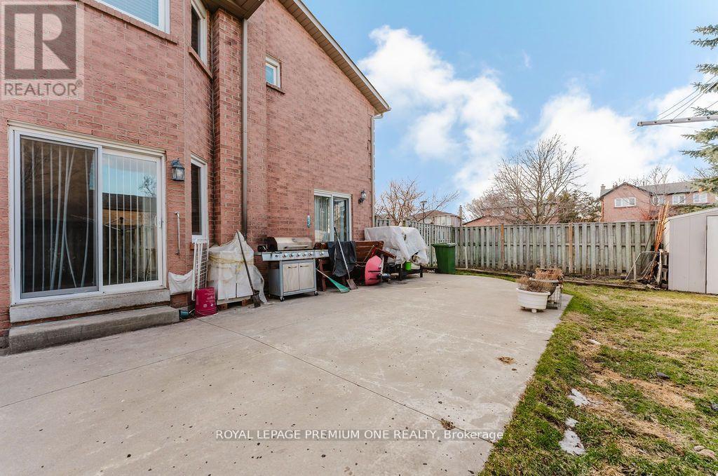 25 Sir Lancelot Court, Caledon, Ontario  L7E 1N3 - Photo 45 - W12965632