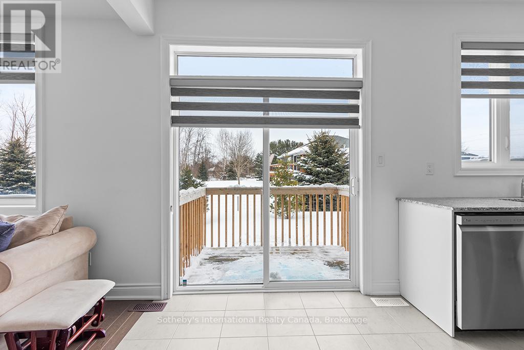 23 Autumn Drive, Wasaga Beach, Ontario  L9Z 0K7 - Photo 12 - S12965998