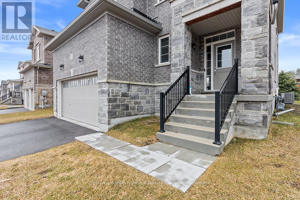 23 Autumn Drive, Wasaga Beach, Ontario  L9Z 0K7 - Photo 2 - S12965998