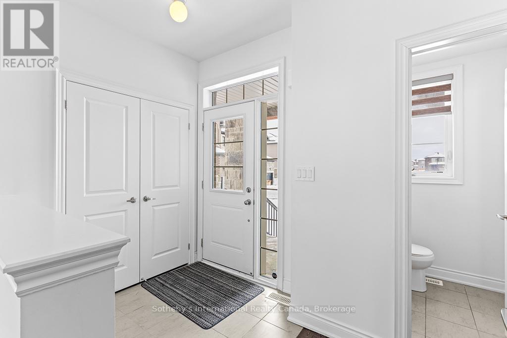 23 Autumn Drive, Wasaga Beach, Ontario  L9Z 0K7 - Photo 3 - S12965998