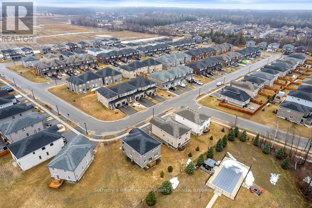 23 Autumn Drive, Wasaga Beach, Ontario  L9Z 0K7 - Photo 32 - S12965998