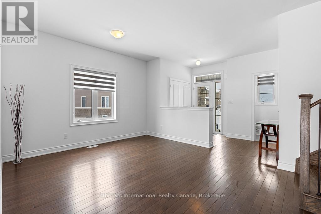 23 Autumn Drive, Wasaga Beach, Ontario  L9Z 0K7 - Photo 5 - S12965998