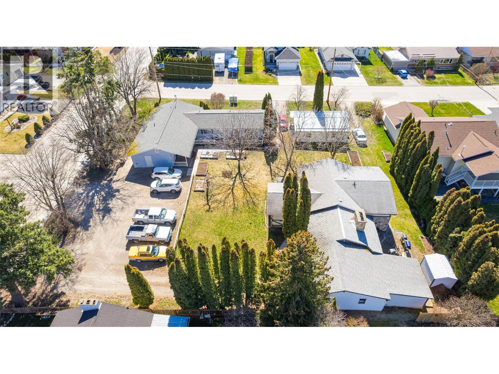 421 20th Avenue S, Creston, British Columbia  V0B 1G5 - Photo 1 - 10381582