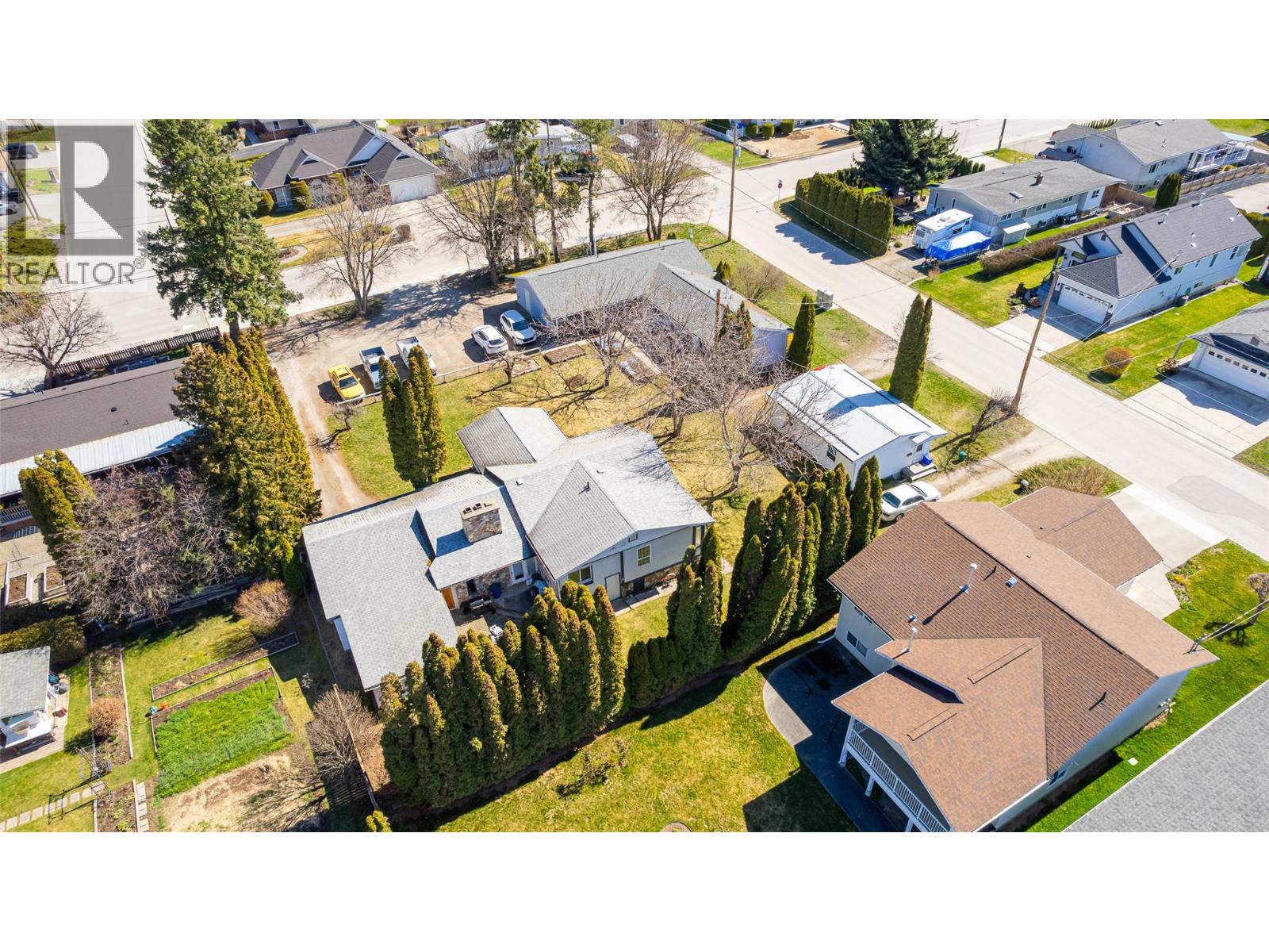 421 20th Avenue S, Creston, British Columbia  V0B 1G5 - Photo 2 - 10381582