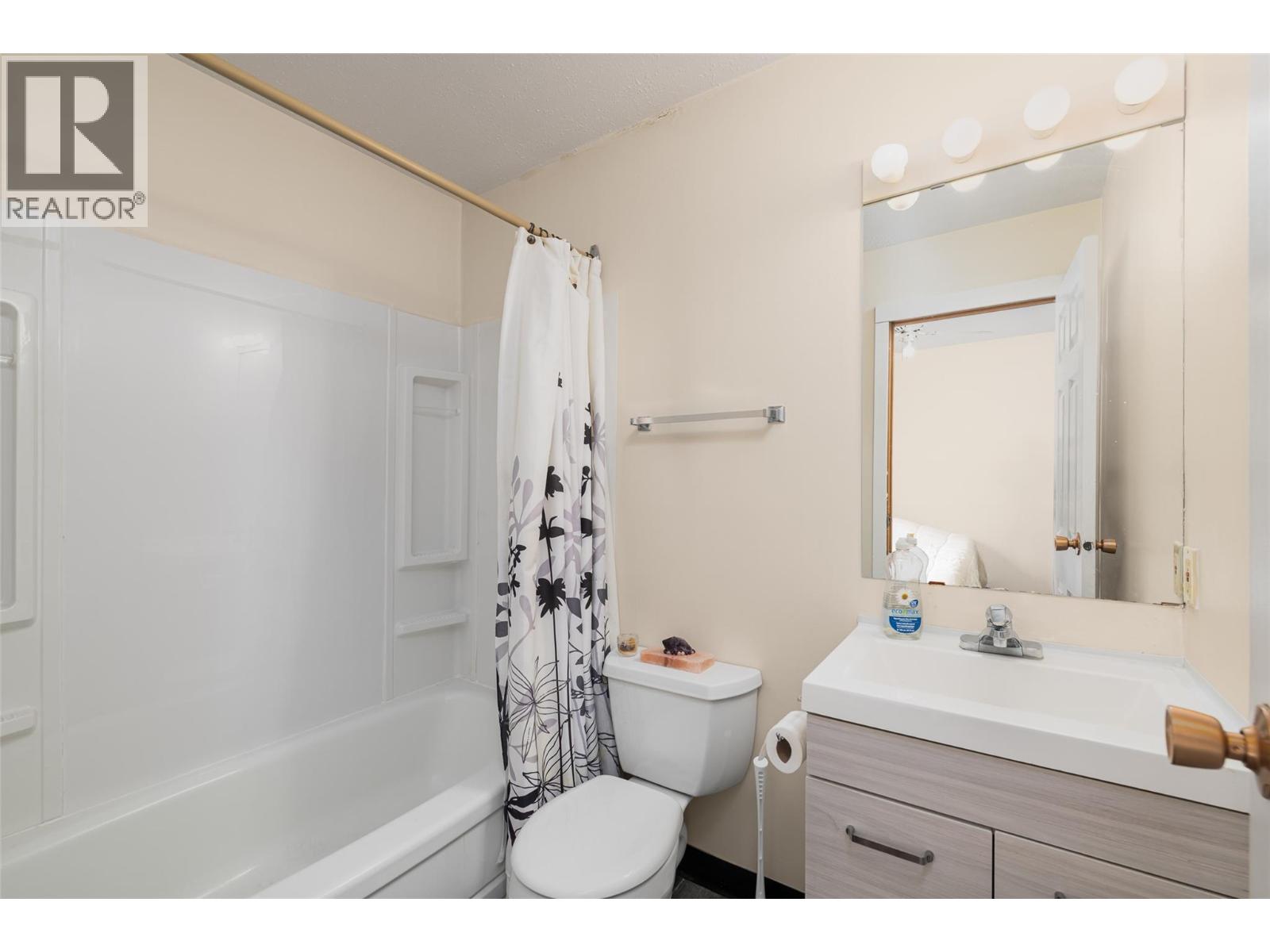 421 20th Avenue S, Creston, British Columbia  V0B 1G5 - Photo 46 - 10381582