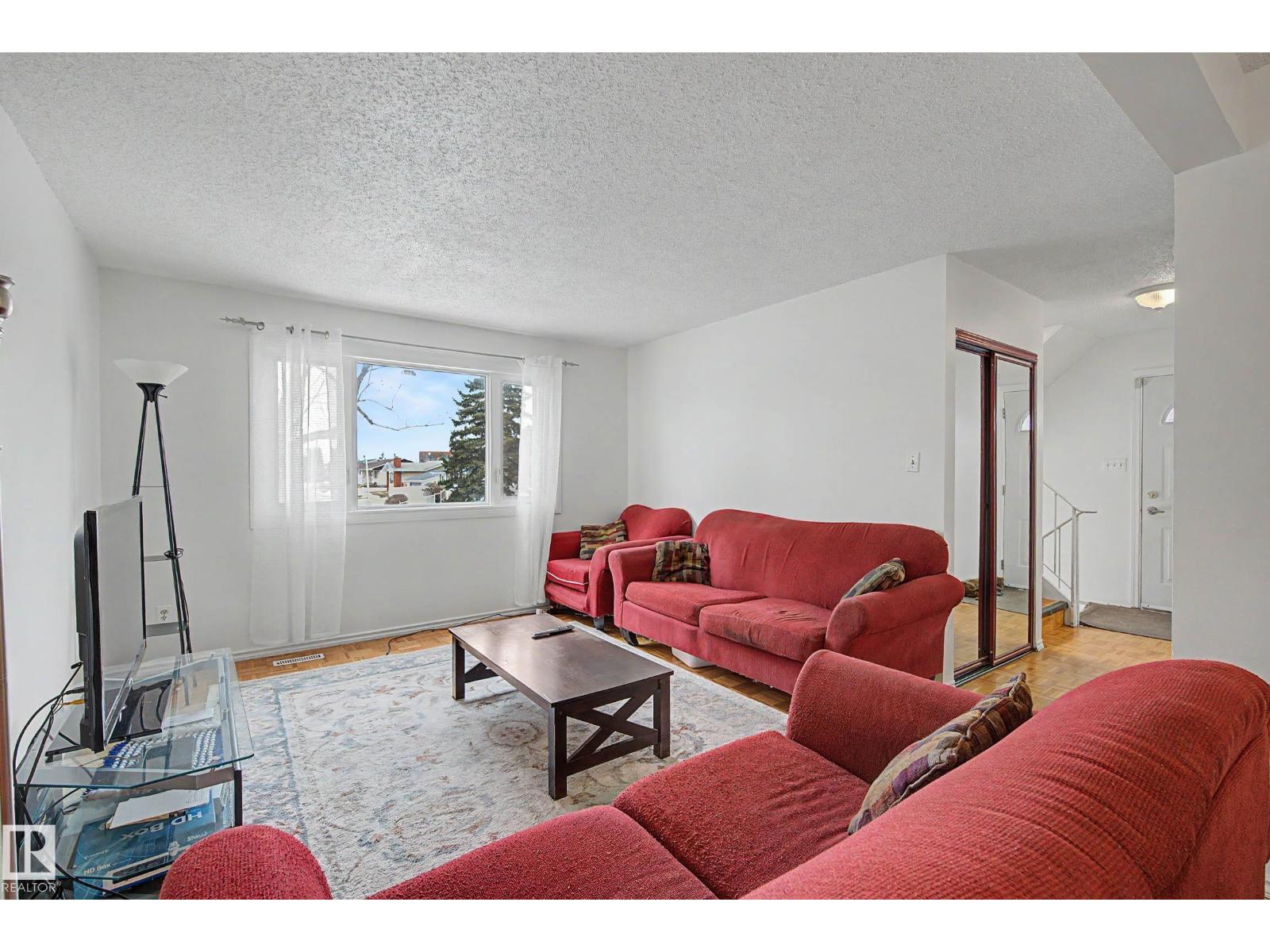 6F CASTLE TC NW, edmonton, Alberta