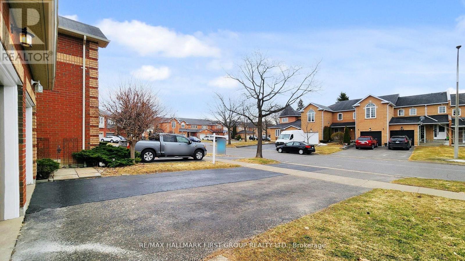 101 Creekwood Crescent, Whitby, Ontario  L1R 2K1 - Photo 3 - E12965994