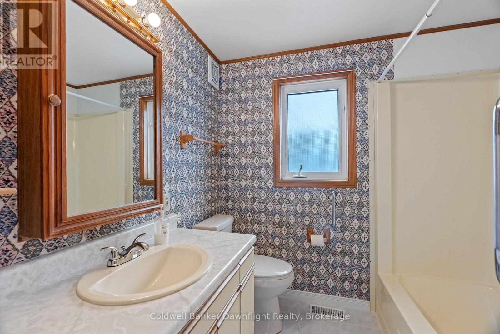 43 Redford Drive, South Huron, Ontario  N0M 1S3 - Photo 29 - X12965676