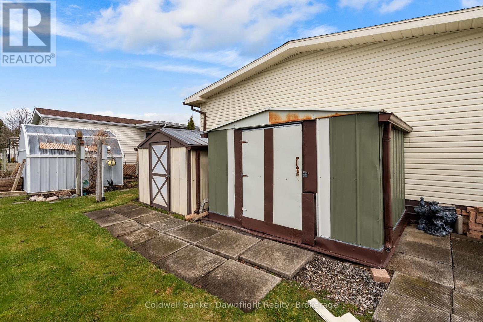 43 Redford Drive, South Huron, Ontario  N0M 1S3 - Photo 31 - X12965676